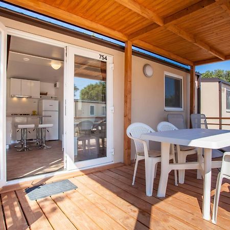 נזרין Mobile Homes Delta Marine At Campsite Lopari מראה חיצוני תמונה