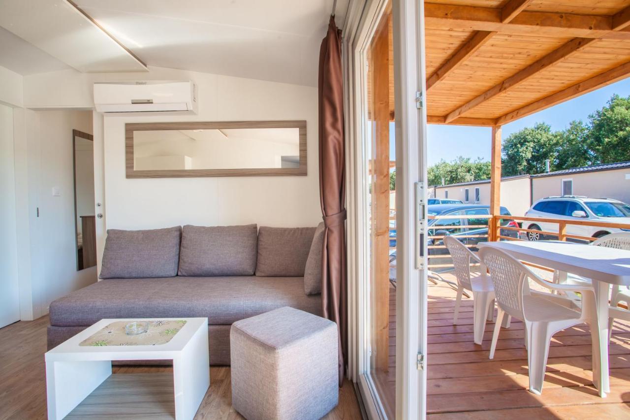נזרין Mobile Homes Delta Marine At Campsite Lopari מראה חיצוני תמונה