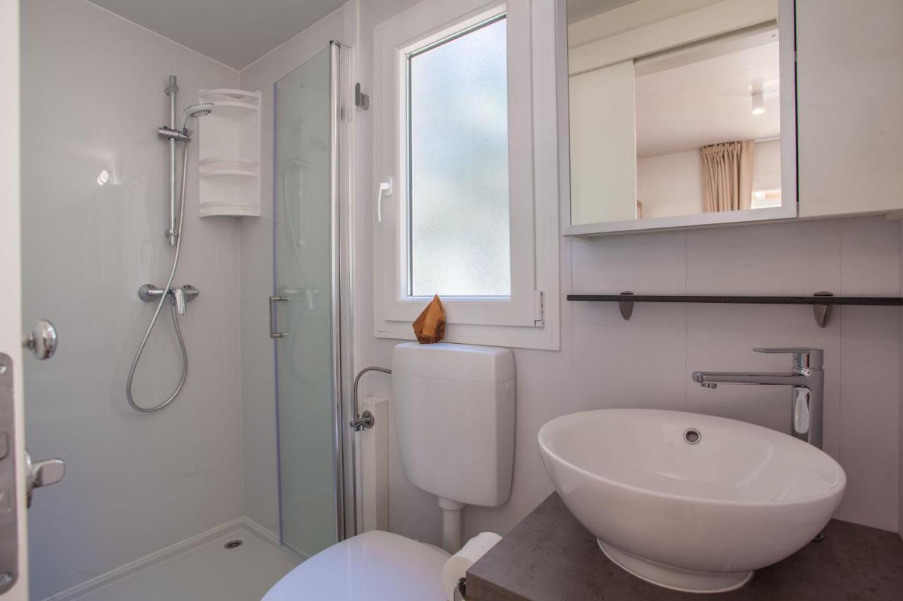 נזרין Mobile Homes Delta Marine At Campsite Lopari מראה חיצוני תמונה